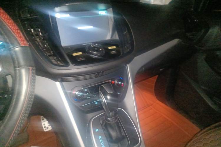 Used Ford Kuga 2015 1.5L GTDi Two-Wheel Drive Fashion Edition