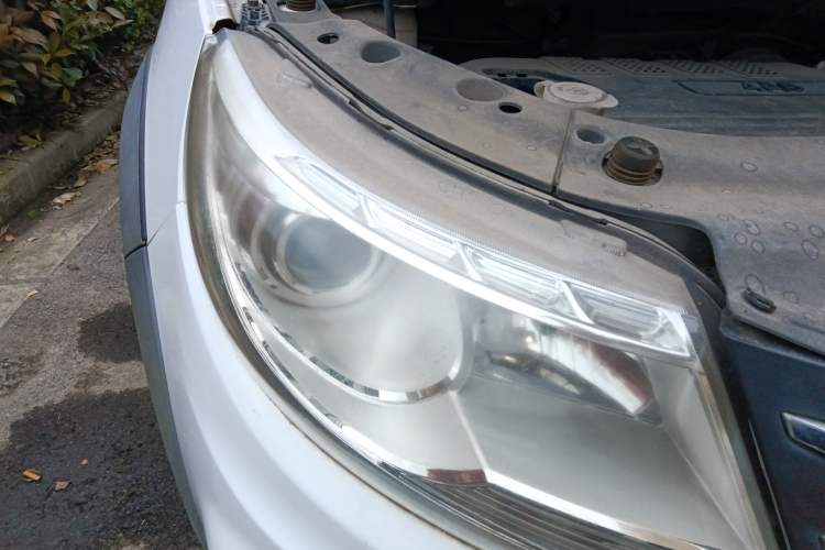 Used FORTHING Joyear X5 2015 1.6L Manual Luxury Model Right Front Headlight