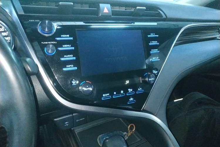 Used Toyota Camry 2018 2.5G Luxury Edition Audio And AC Panel