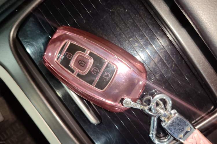 Used Lincoln Nautilus 2019 2.0T Two-Wheel Drive Luxury Edition China VI Standard Vehicle Key