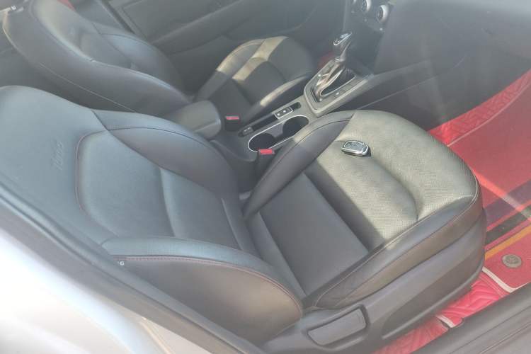 Used Hyundai Elantra (6th Generation / Lingdong) 2020 1.4T Dual-Clutch Xuan Dong · Dynamic Version Right Front Seat