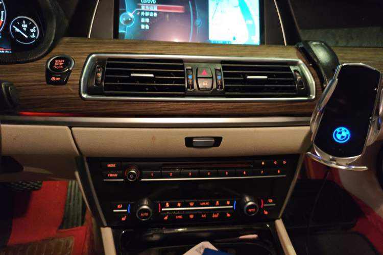 Used BMW 5 Series GT 2015 535i Luxury Edition