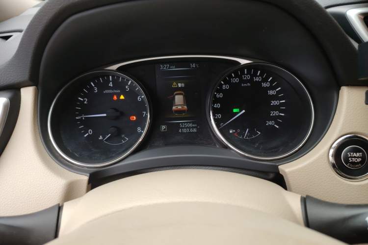 Used Nissan X-Trail 2016 2.5L CVT Sport Edition 4WD Instrument Cluster