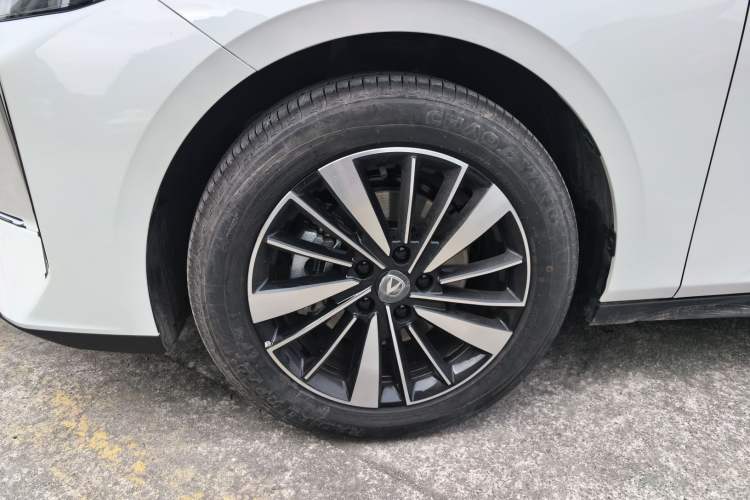 Used Changan Eado PHEV 2025 Smart New Blue Whale 145KM Battleship Edition
