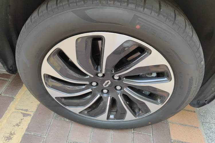 Used Hima AITO M7 2024 1.5T Intelligent Driving 4WD Max Edition 5 Seats