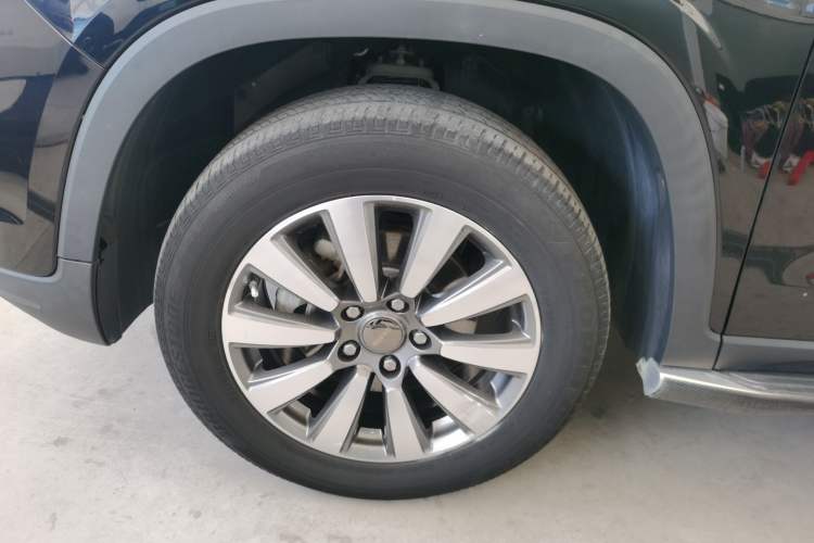 Used Roewe RX8 2019 30T Smart Connectivity Four-Wheel Drive Supreme Flagship Edition

