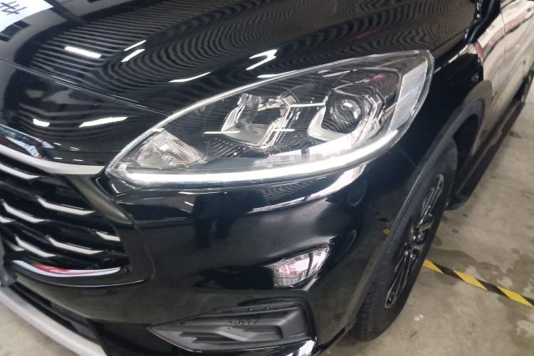 Used Ford Escape 2020 EcoBoost 245 Two-Wheel-Drive Comfort Edition