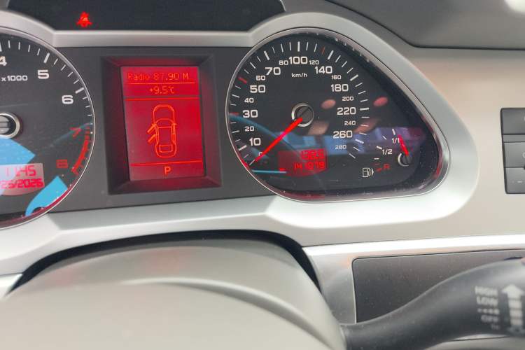 Used Audi A6L 2009 2.0 TFSI automatic standard version