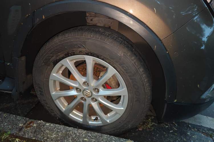 Used Buick Envision 2017 20T Two-Wheel Drive Luxury Model
