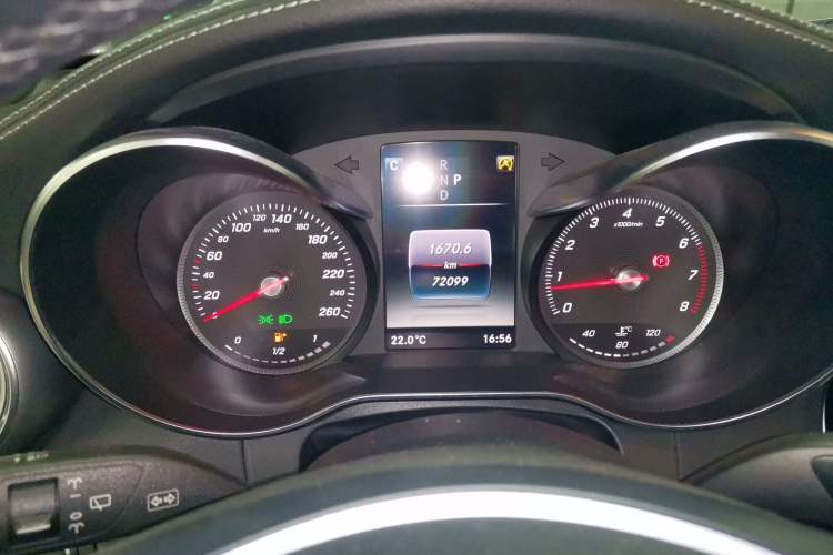 Used Mercedes-Benz GLC 2018 GLC 260 4MATIC Dynamic Edition
