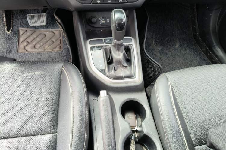 Used Hyundai ix25 2015 1.6L Automatic Two-Wheel Drive Smart GLS Trim