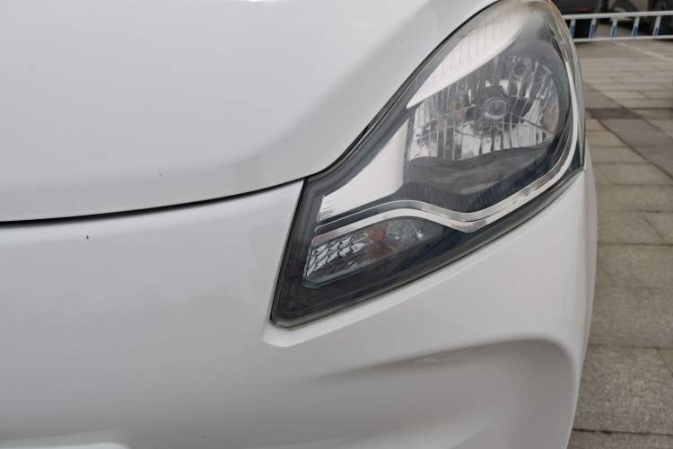 Used CHANGAN OSHAN Benni E-Star 2021 National Edition Xinyi Version (Fast-Charging Edition) Lithium Iron Phosphate (31.95 kWh) Left Front Headlight