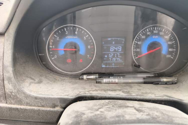 Used Dongfeng Fengon 330 2014 1.5L Manual Utility Version DK15 Odometer Close Up