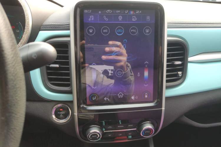 Used Chery QQ Little Ant 2021 150 000 Yuan Ant Fan Edition Ant Cool Version Lithium Iron Phosphate
