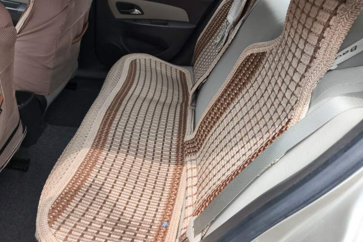 Used Chevrolet Cruze 2015 1.5L Classic SL MT Left Rear Seat