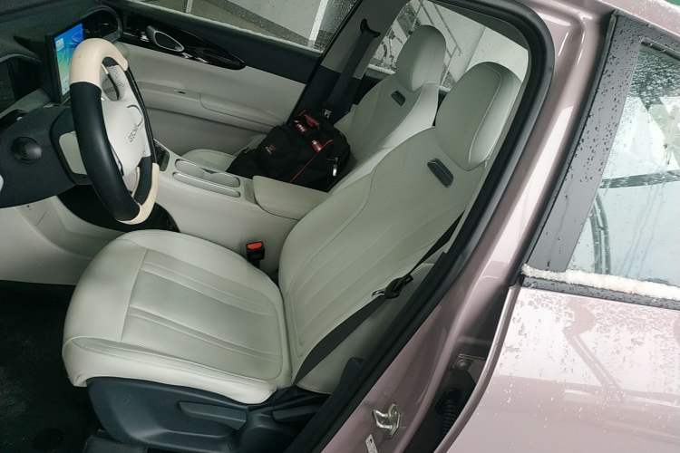 Used Geely Galaxy Geome 2025 310km Youth Edition
