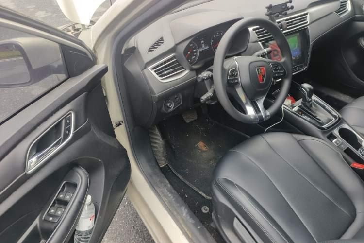 Used Roewe i5 2019 1.5L Automatic 4G Connected Langhao Edition
