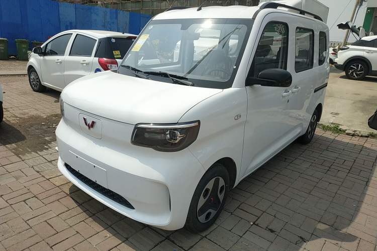 Used Wuling Zhiguang New Energy 2025 Comfort Model