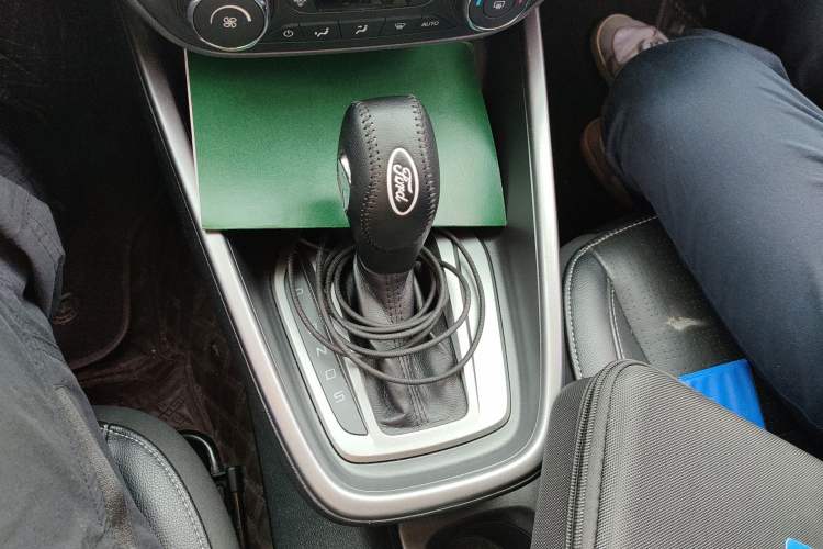 Used Ford Escort 2015 1.5L Automatic Fashion Model Gear Lever