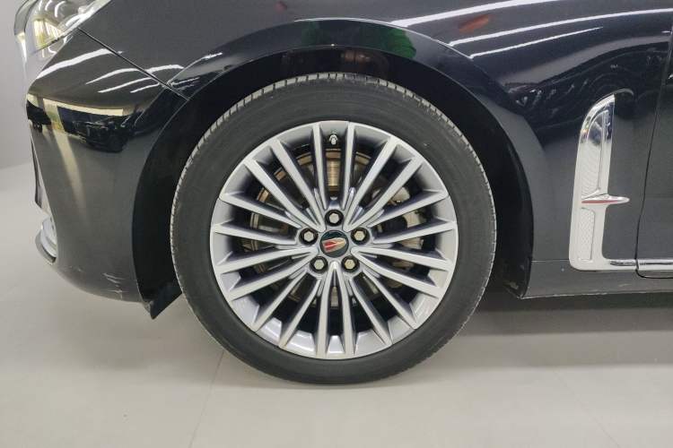 Used Hongqi H9 2023 2.0T Smart Connect Flagship Edition Left Front Wheel Hub