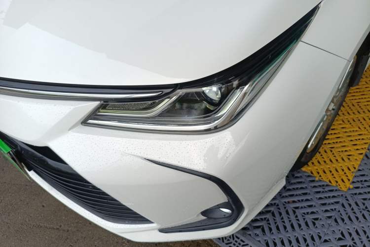 Used Toyota Corolla 2021 TNGA 1.5L CVT Elite Edition
