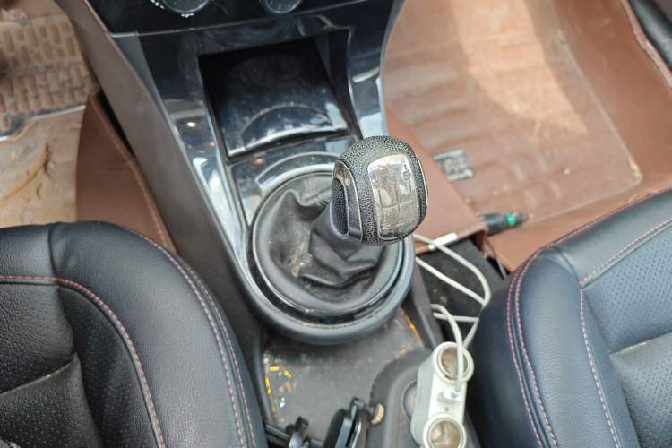 Used Citroen C-Quatre 2013 Sedan 1.6L Manual - Prestige Model Gear Lever