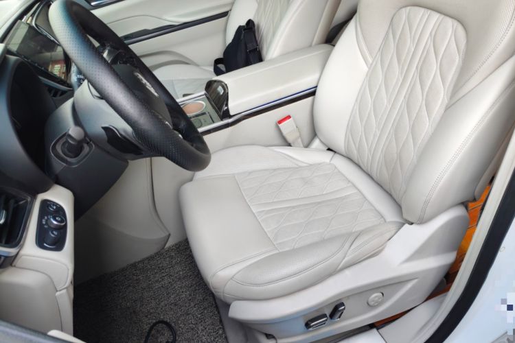 Used Buick GL8 2018 ES 28T Comfort Model China VI Standard
