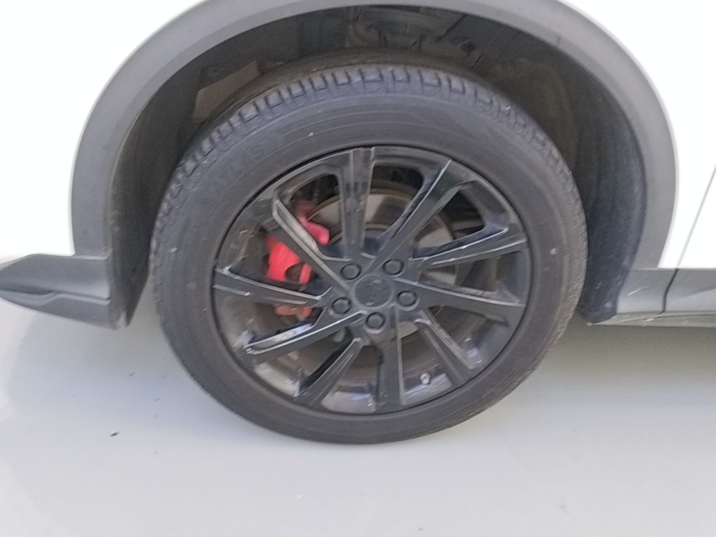 Geely Auto Coolray 2023 1.5T DCT Diamond Edition — снимка 10