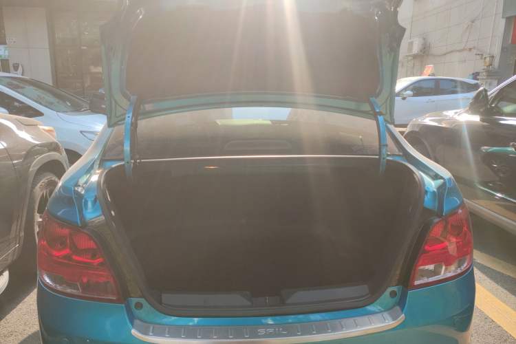 Used Chevrolet Sail 2015 Sail 3 1.5L AMT Happiness Sunroof Edition