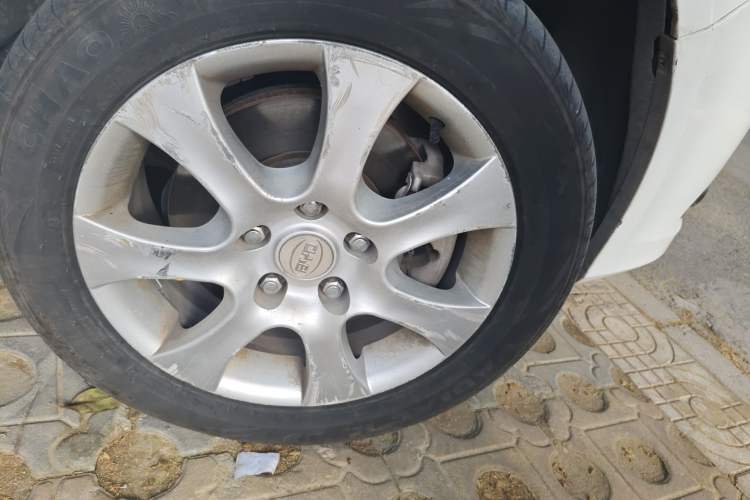 Used BYD e5 2016 300 Comfort Version
