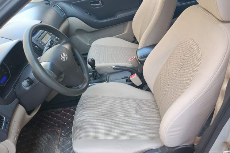 Used Hyundai Celesta 2011 1.6L Manual Comfort Edition
