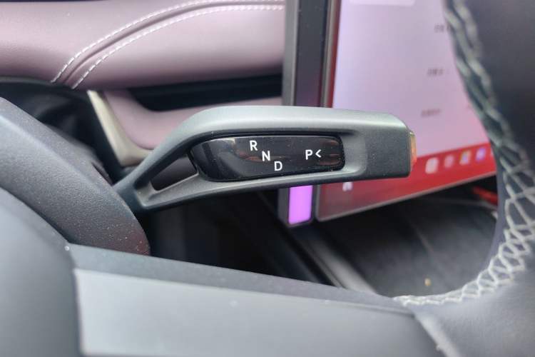 Used Xiaomi Auto SU7 2024 Four-Wheel Drive Ultra-Long Range Advanced Intelligent Driving Max Edition