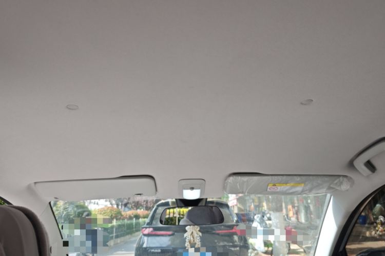 Used Wuling Bingo PLUS 2024 330 km Range Five-Seater Version
