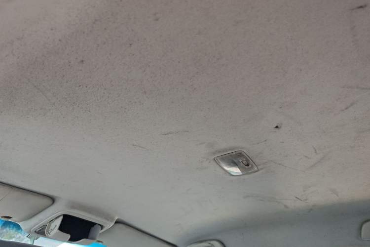 Used JMC Yuhu 7 2016 2.4L Two-Wheel Drive Luxury Version 4G69