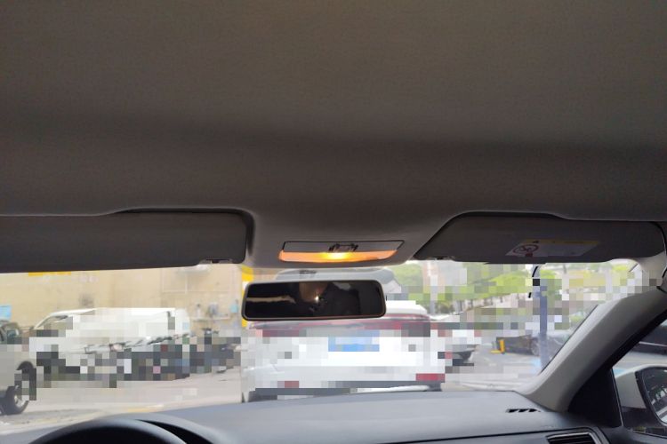 Used Volkswagen Santana 2016 1.6L Automatic Fashion Edition Headliner