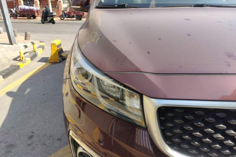 Used Kia Carnival 2017 2.2T Flagship Edition China V Standard Right Front Headlight