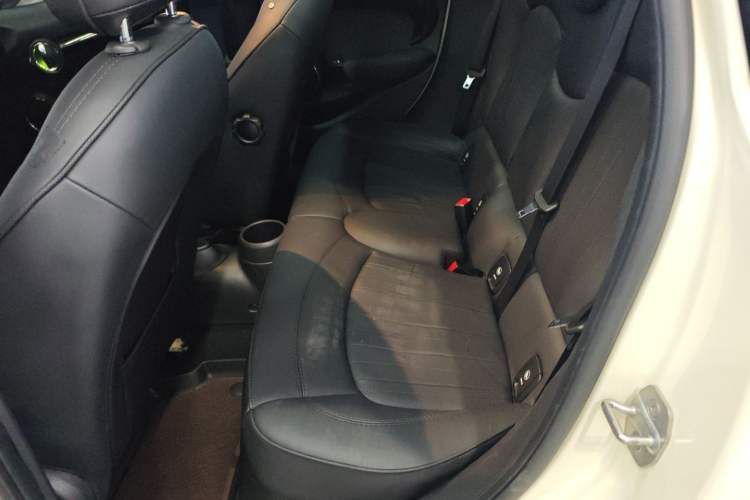 Used MINI MINI 2019 2.0T COOPER S Artist Five-Door Edition