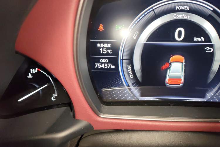 Used Lexus LS 2021 500h Executive Edition Odometer Close Up