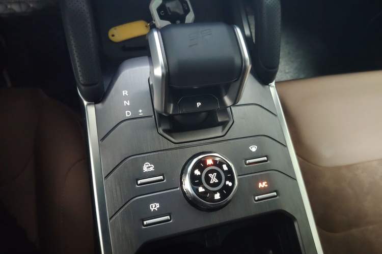 Used JETOUR Traveler 2023 2.0T All-Wheel Drive CrossPRO+