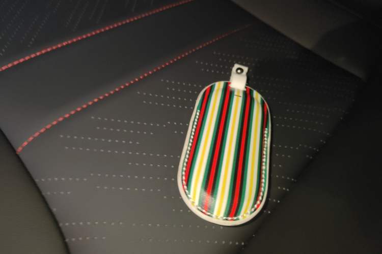 Used MINI Electric MINI COOPER 2025 452km COOPER SE Spring by the Sea Limited Edition
