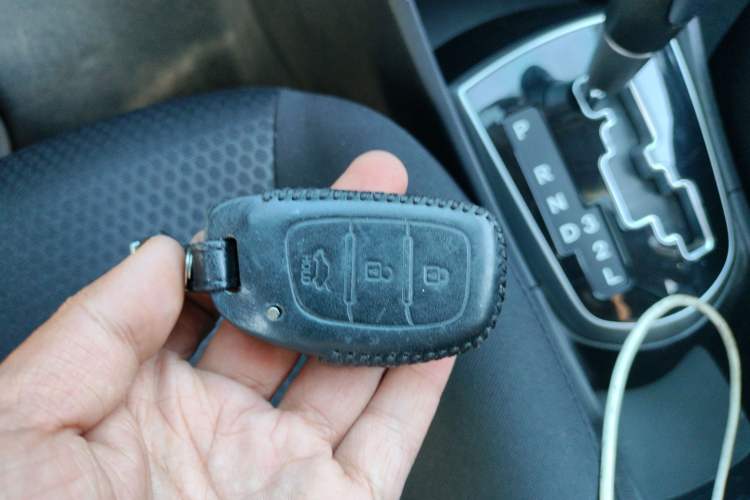 Used Hyundai Verna Ray 2014 1.6L Automatic TOP Vehicle Key