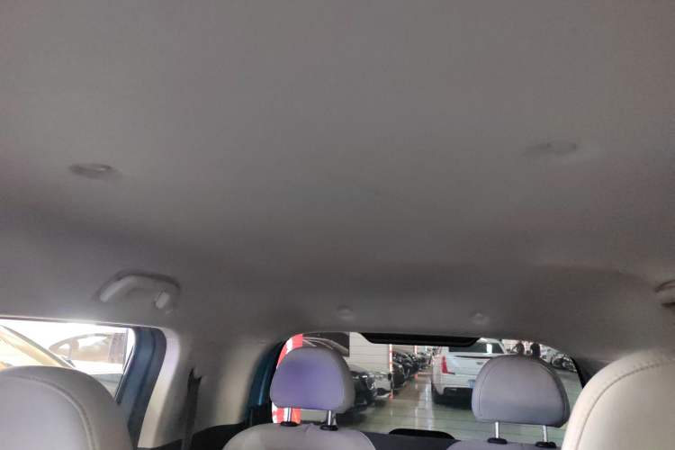 Used ORA White Cat 2020 305 km Luxury Version
