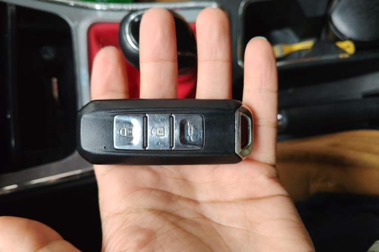 Used Baojun 560 2015 1.8L manual luxury version
