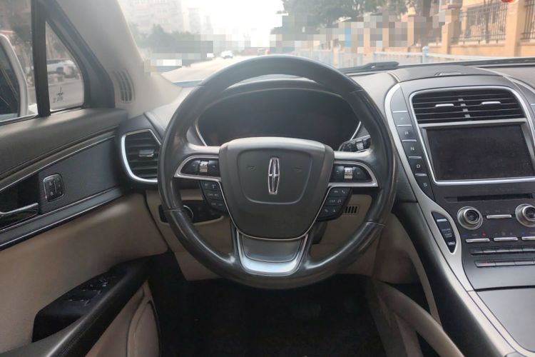Used Lincoln Nautilus 2019 2.0T Two-Wheel Drive Luxury Edition China VI Standard Steering Wheel