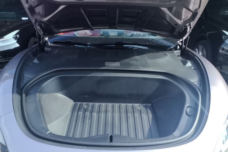 Used Xiaomi Auto SU7 2024 Four-Wheel Drive Ultra-Long Range Advanced Intelligent Driving Max Edition