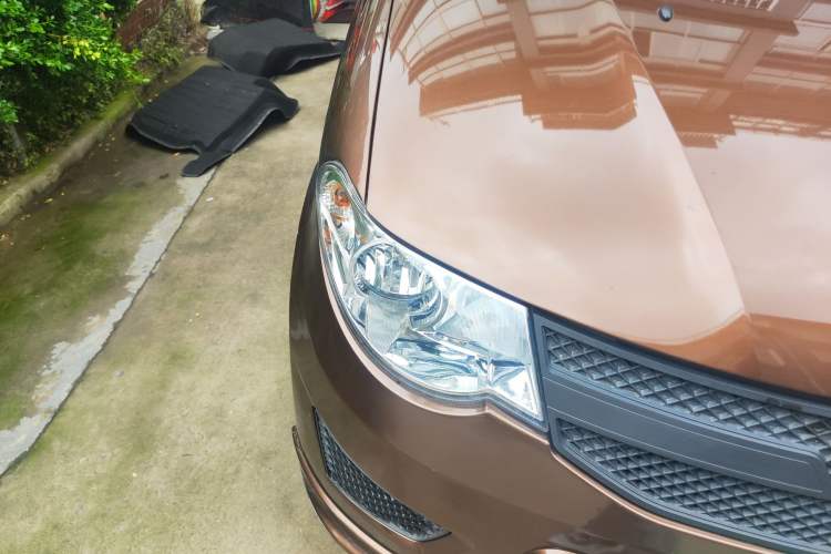 Used Wuling Hongguang 2020 1.2L S Base Model China VI LSI Right Front Headlight