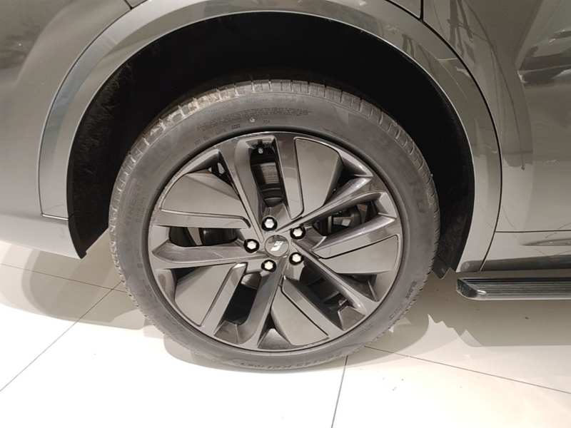 Used Li Auto L9 2022 Max model — 25