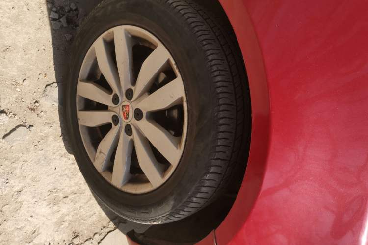 Used Roewe 350 2015 1.5L Automatic Luxury Sunroof Edition Right Front Wheel Hub