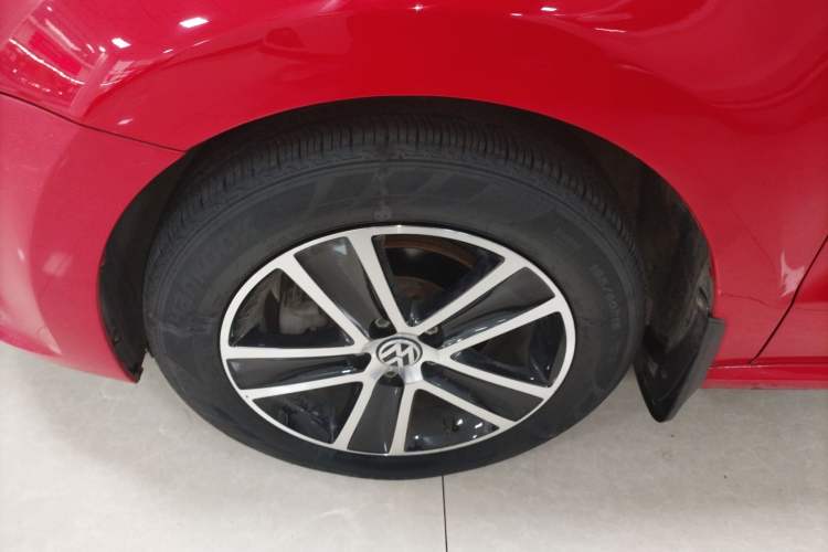 Used Volkswagen Polo 2016 1.6L Automatic Comfort Model