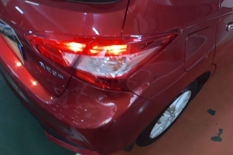 Used Nissan Tiida 2021 1.6L CVT Smart Drive Edition Right Rear Taillight